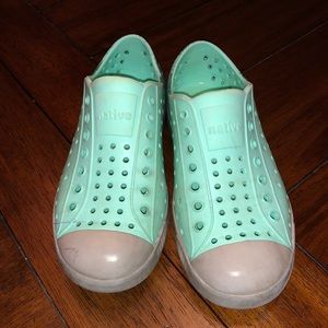 Girls Native shoes teal sparkle c13